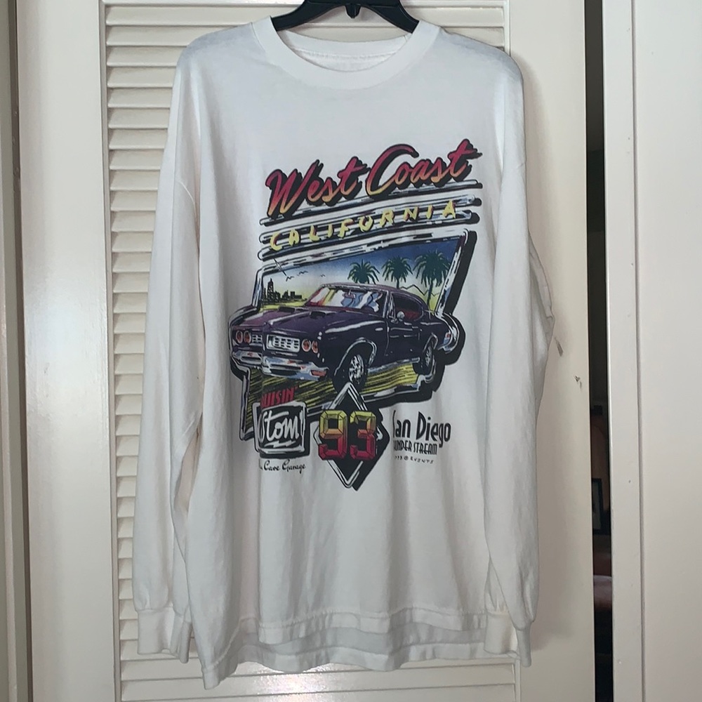 john galt one size white long sleeve